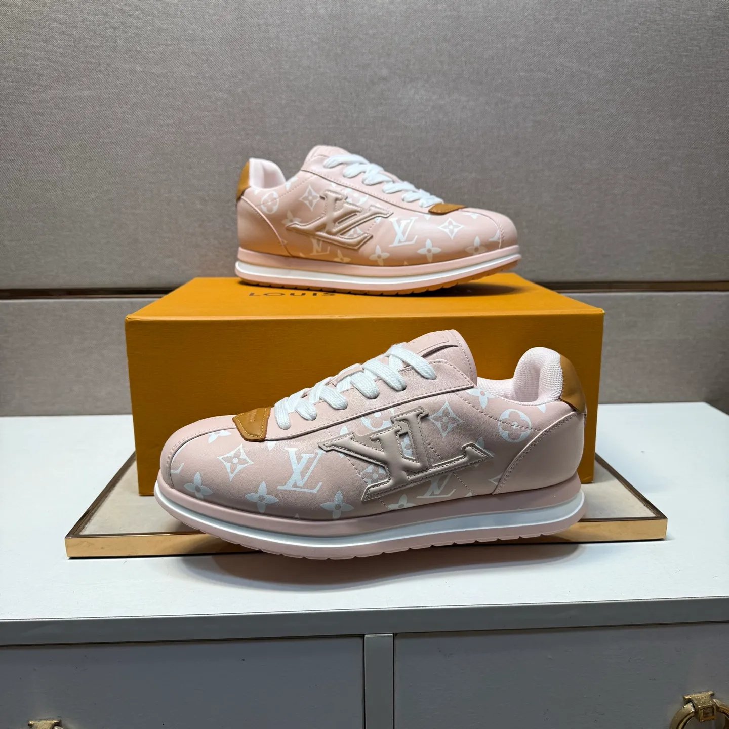 Men's men's shoes 💰pp560 [LV～] Men's casual shoes 2025z cabinet sales simultaneously 🔶Size: 38-44 #️⃣ 🔷5 colors🔜The upper is made of multi-material splicing➕Mesh lining, comfortable and breathable, sole: original comfortable and wear-resistant outsole, ⚠️real thing📱photographed🎬real thing is better📢📢📢